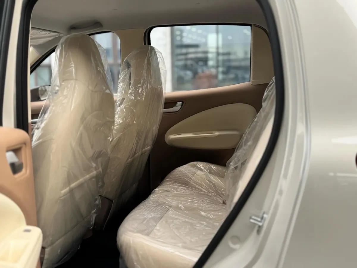 2025 WuLing HongGuang MINI EV BEV 16.2KWH,autocango,china used car exporter,china ev exporter,chinese used car exporter,chinese used ev exporter