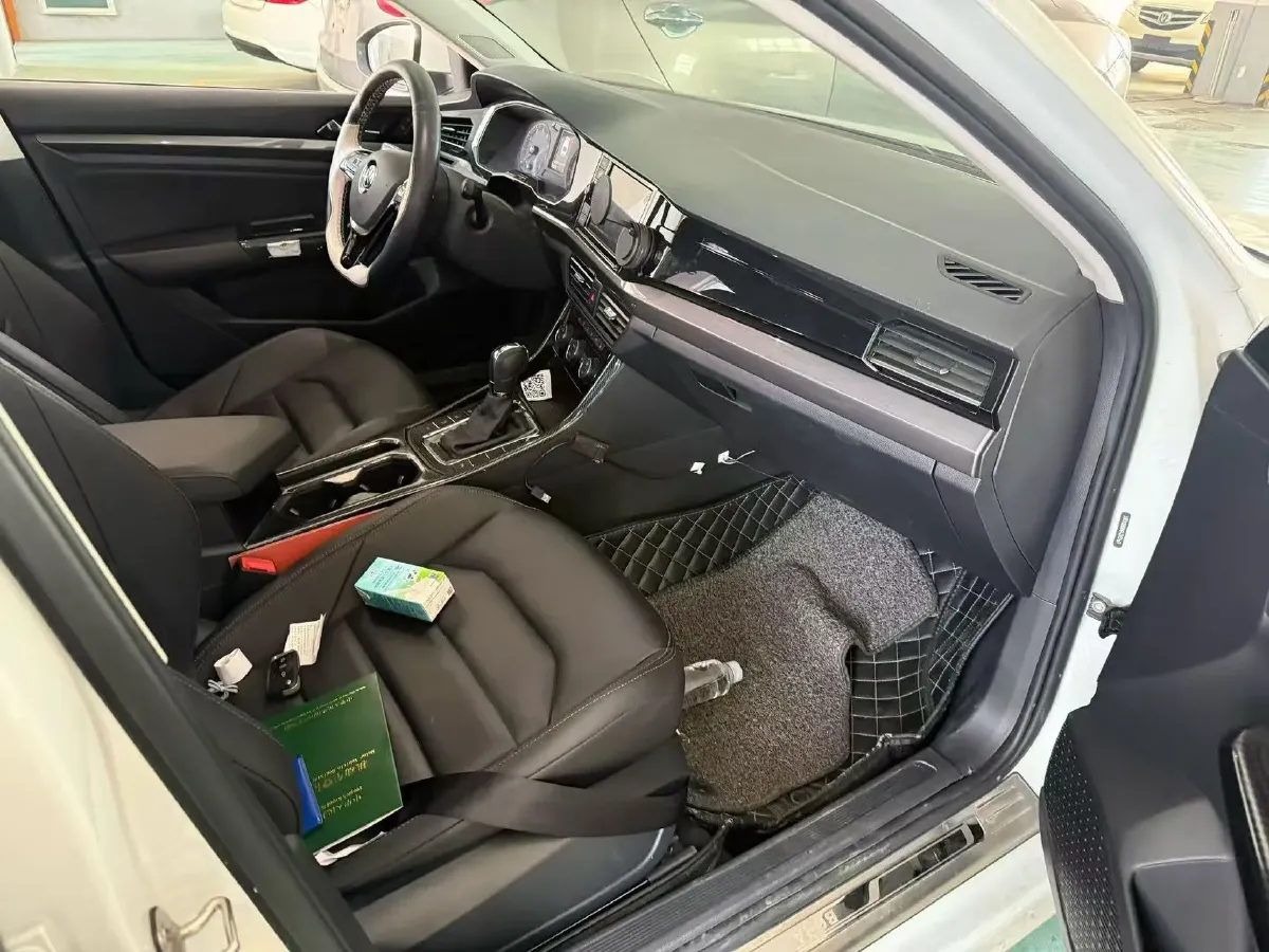 2019 Ford Focus 1.5T 184HP L3 8AT,autocango,china used car exporter,china ev exporter,chinese used car exporter,chinese used ev exporter