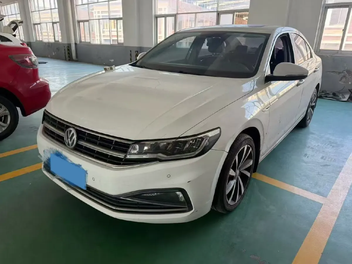 2019 Ford Focus 1.5T 184HP L3 8AT,autocango,china used car exporter,china ev exporter,chinese used car exporter,chinese used ev exporter