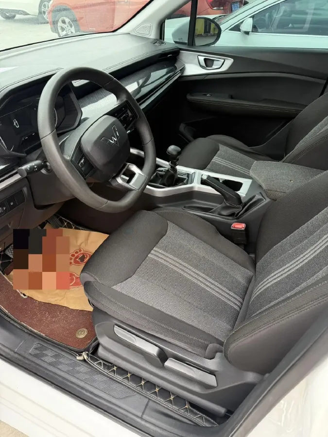 2022 WuLing JiaChen 1.5L 99HP L4 6MT,autocango,china used car exporter,china ev exporter,chinese used car exporter,chinese used ev exporter