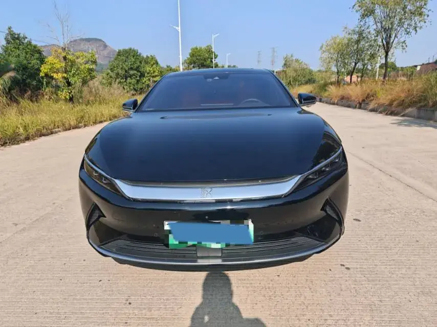 2020 BYD HAN thumbnail 3