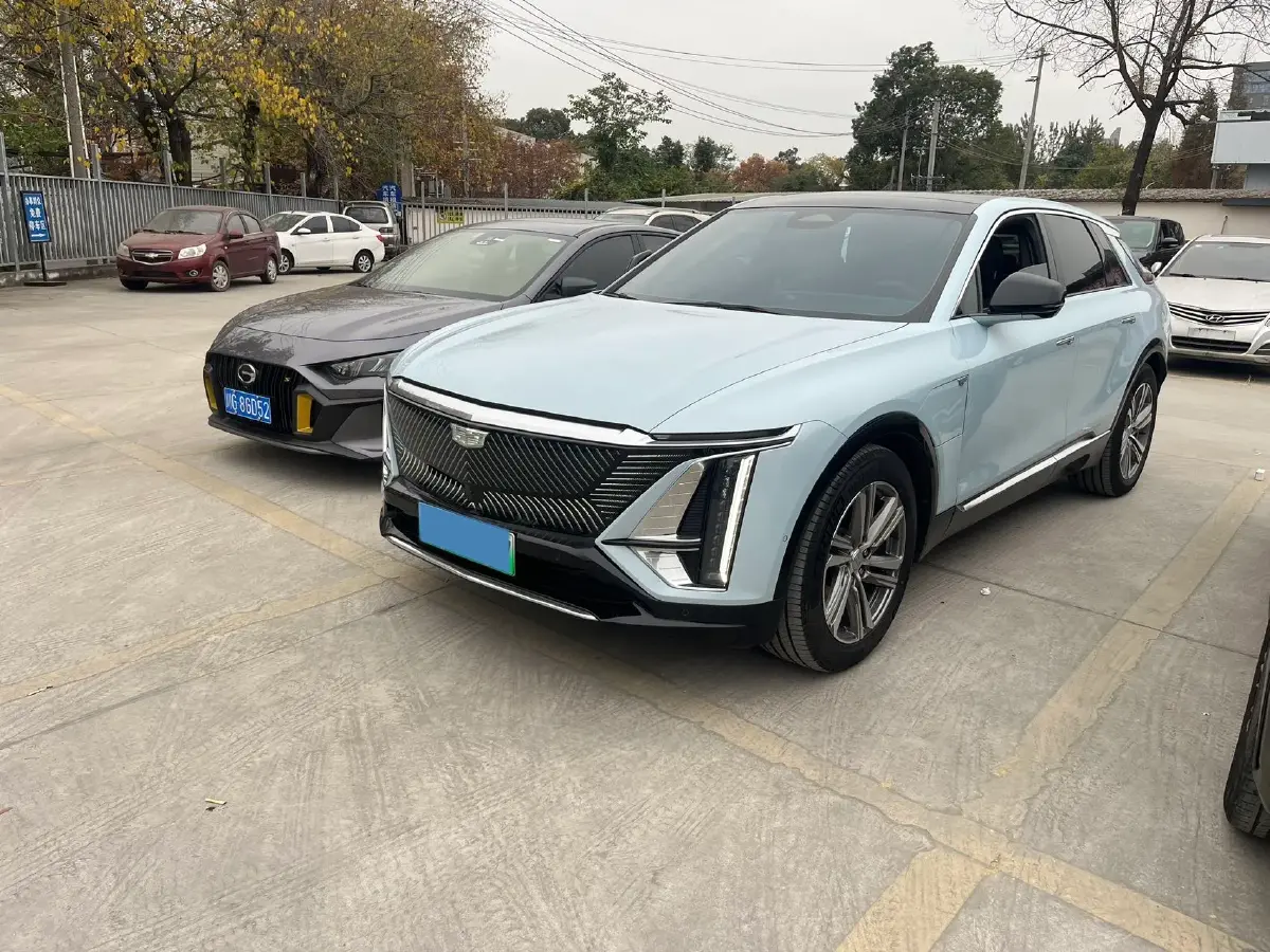 2022 Cadillac CT6 2.0T 237HP L4 10AT