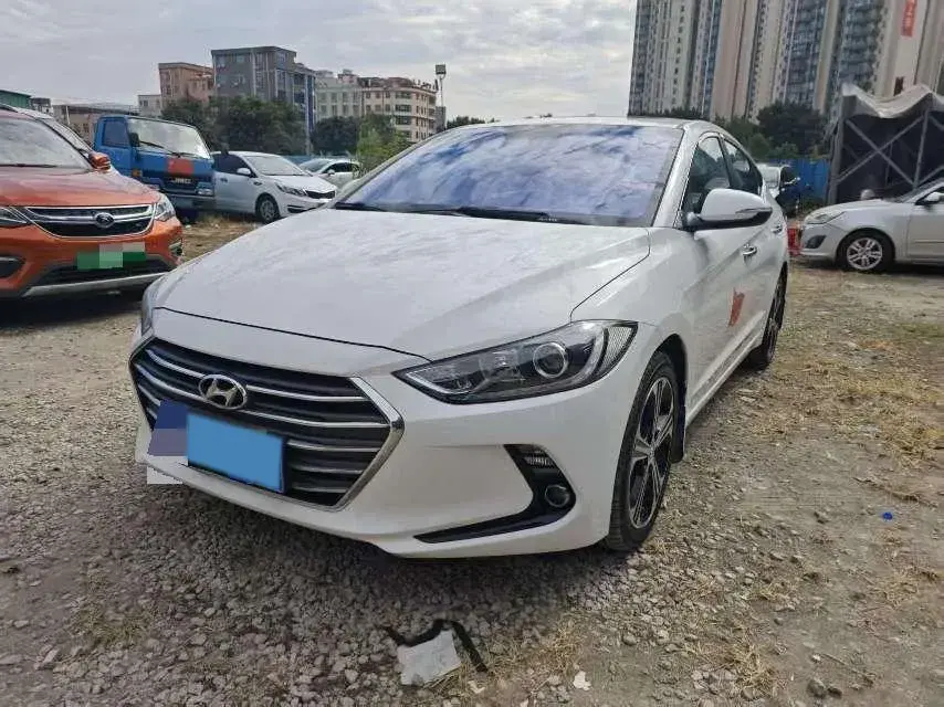 2018 Hyundai Elantra 1.4T 130HP L4 7DCT