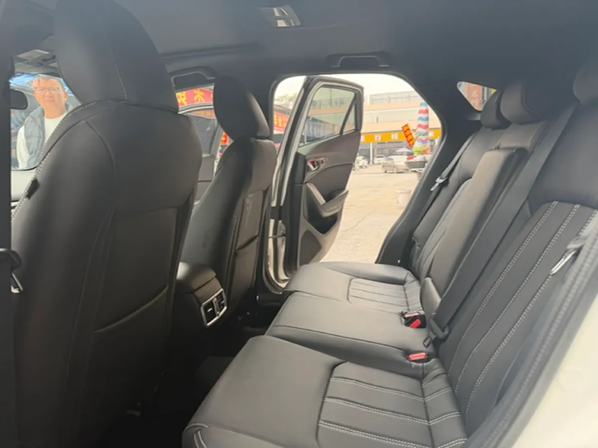 2019 ChangAn Oshan Cosmos 1.5T 178HP L4 7DCT,autocango,china used car exporter,china ev exporter,chinese used car exporter,chinese used ev exporter