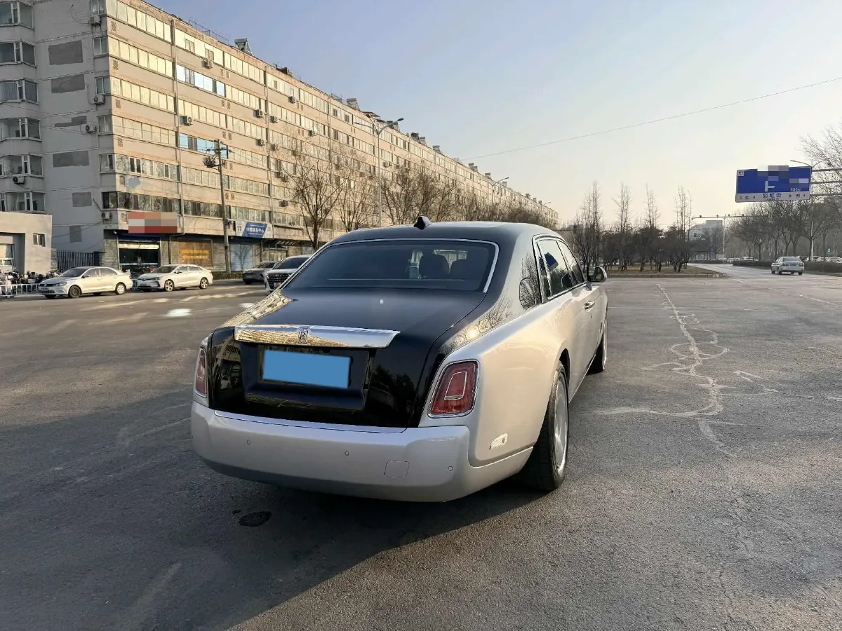 2018 Rolls-Royce Phantom 6.7T 571HP V12 8AT,autocango,china used car exporter,china ev exporter,chinese used car exporter,chinese used ev exporter