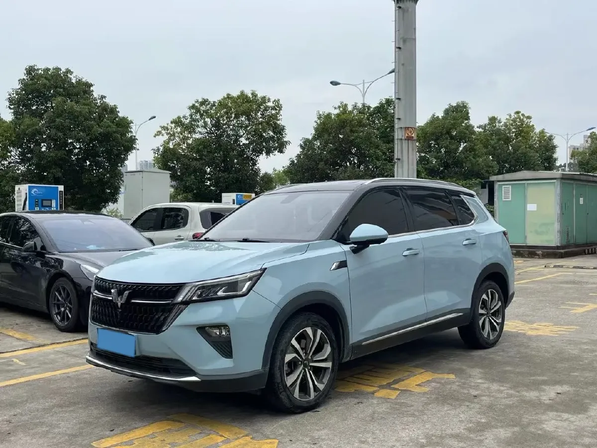 2021 WuLing XingChen 1.5T 147HP L4 CVT,autocango,china used car exporter,china ev exporter,chinese used car exporter,chinese used ev exporter