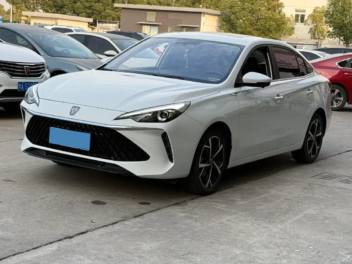 2023 Roewe i5 1.5L 129HP L4 CVT