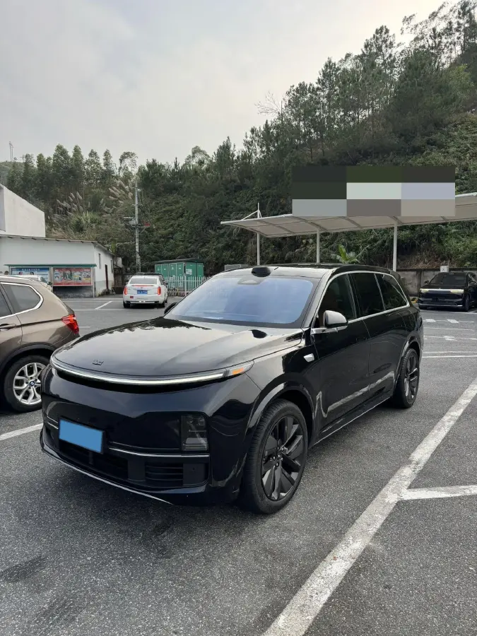 2022 Li L9 Range Extended 154HP REEV 42.6KWH