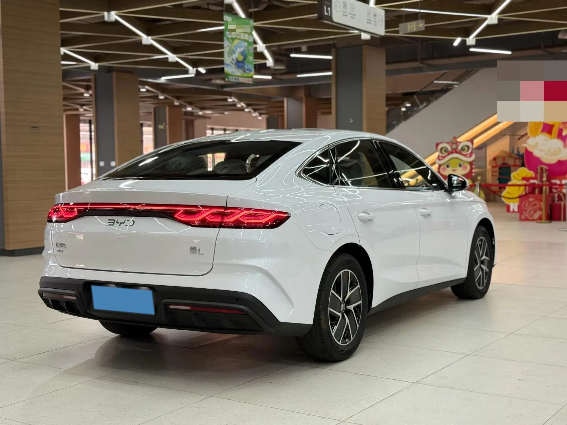 2024 BYD QINL thumbnail 3