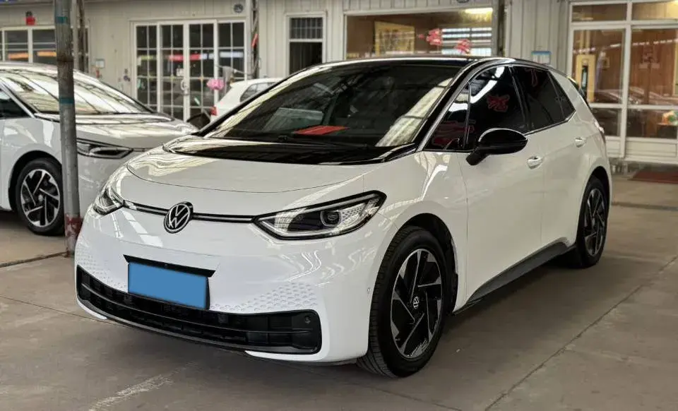 2025 Volkswagen ID.3 BEV 52.8KWH
