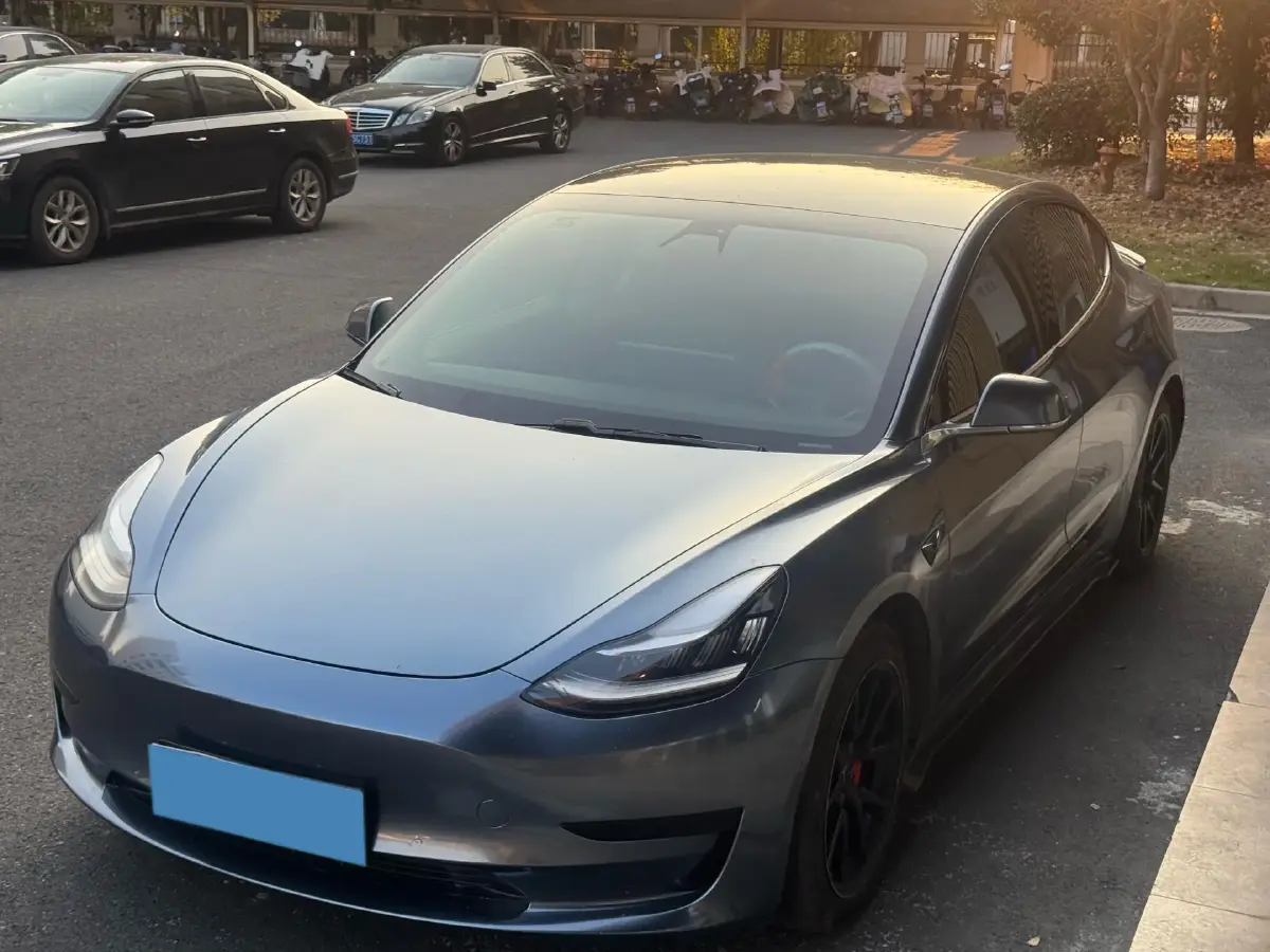 2019 Tesla Model 3 BEV 81KWH