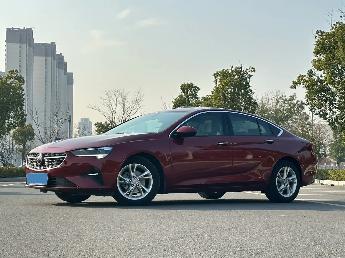 2020 Buick Regal 1.5T 169HP L4 9AT