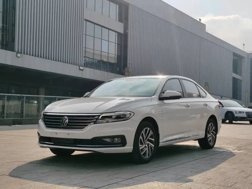 2022 Volkswagen Sagitar 1.2T 116HP L4 7DCT 2022 Volkswagen Sagitar 1.2T 116HP L4 7DCT