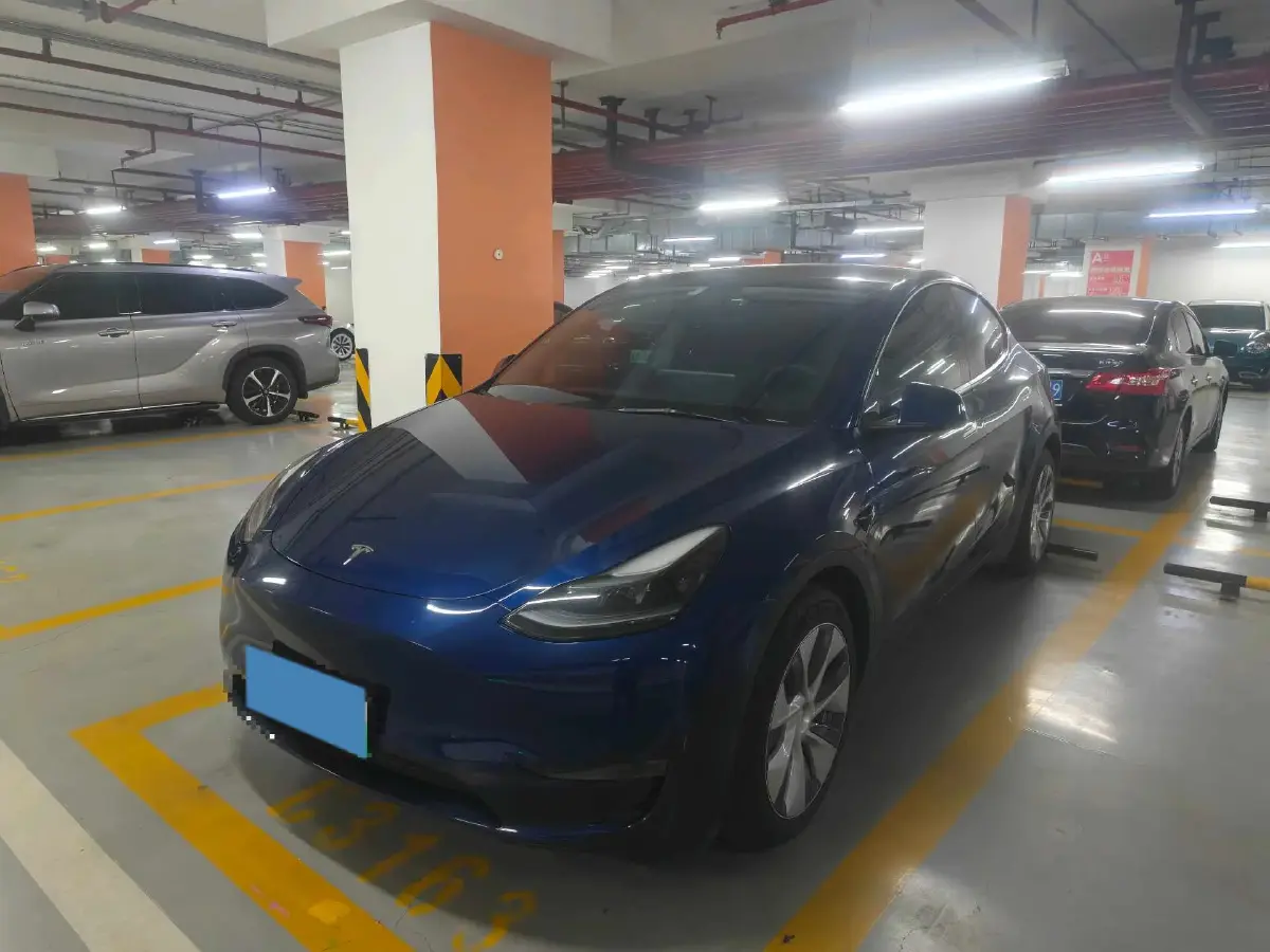 2021 Tesla Model Y BEV 60KWH