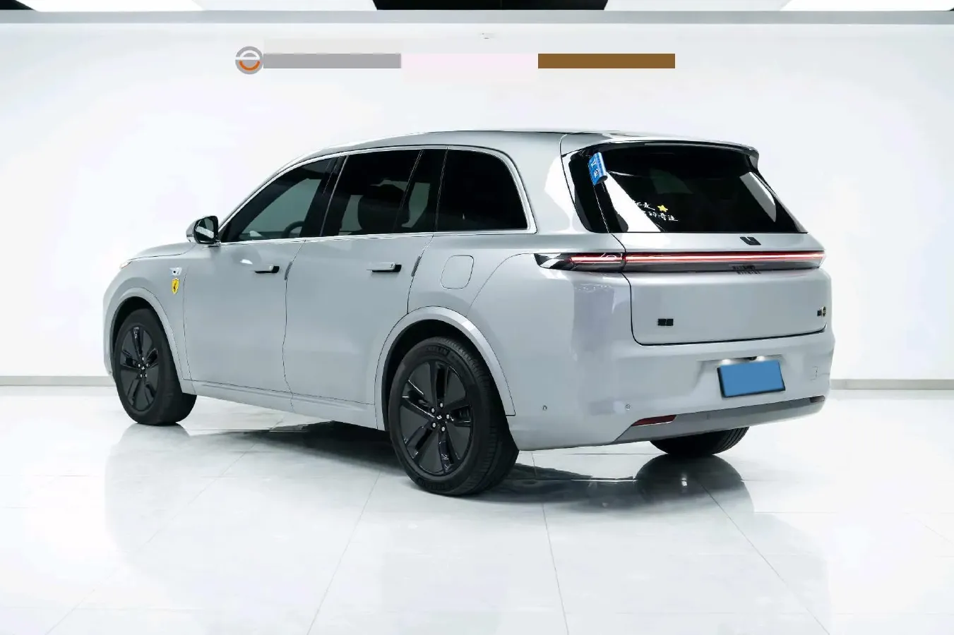 2024 Volvo S60 2.0T 197HP L4 7DCT,autocango,china used car exporter,china ev exporter,chinese used car exporter,chinese used ev exporter