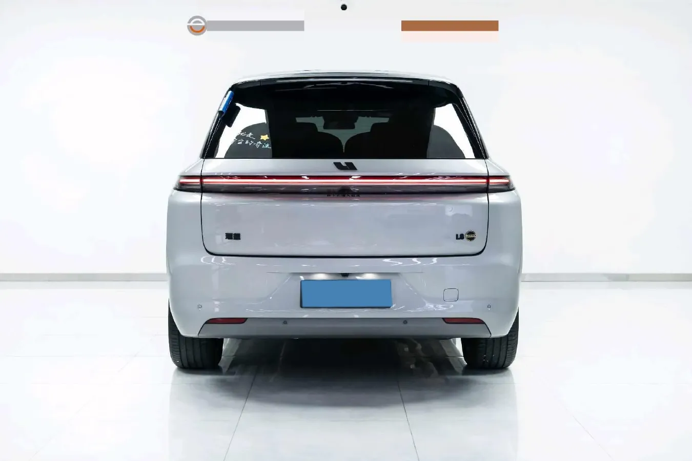 2024 Volvo S60 2.0T 197HP L4 7DCT,autocango,china used car exporter,china ev exporter,chinese used car exporter,chinese used ev exporter