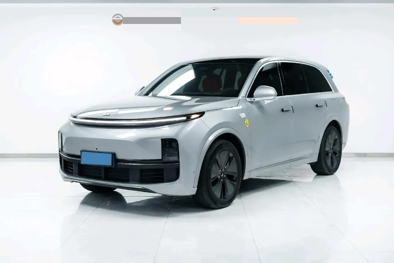 2024 Volvo S60 2.0T 197HP L4 7DCT,autocango,china used car exporter,china ev exporter,chinese used car exporter,chinese used ev exporter