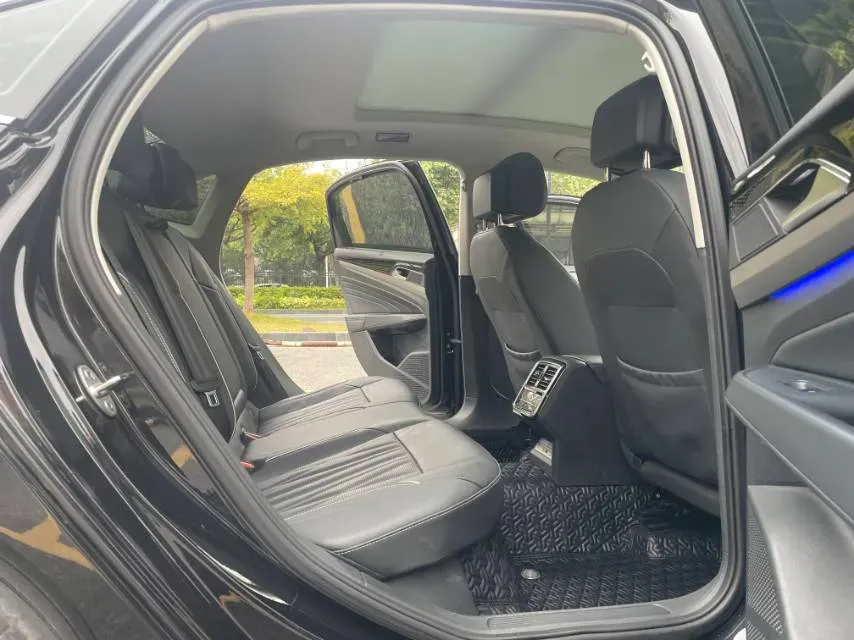 2022 Xpeng P7 BEV 60.2KWH,autocango,china used car exporter,china ev exporter,chinese used car exporter,chinese used ev exporter