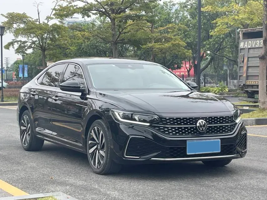 2022 Xpeng P7 BEV 60.2KWH,autocango,china used car exporter,china ev exporter,chinese used car exporter,chinese used ev exporter