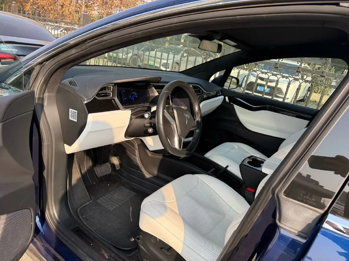 2017 Tesla Model X BEV 100KWH,autocango,china used car exporter,china ev exporter,chinese used car exporter,chinese used ev exporter