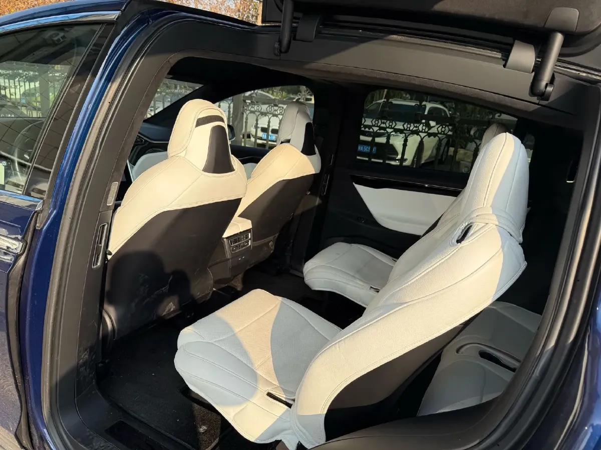 2017 Tesla Model X BEV 100KWH,autocango,china used car exporter,china ev exporter,chinese used car exporter,chinese used ev exporter