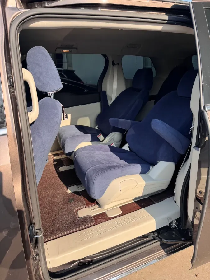 2023 Buick GL8 2.0T 237HP L4 9AT,autocango,china used car exporter,china ev exporter,chinese used car exporter,chinese used ev exporter