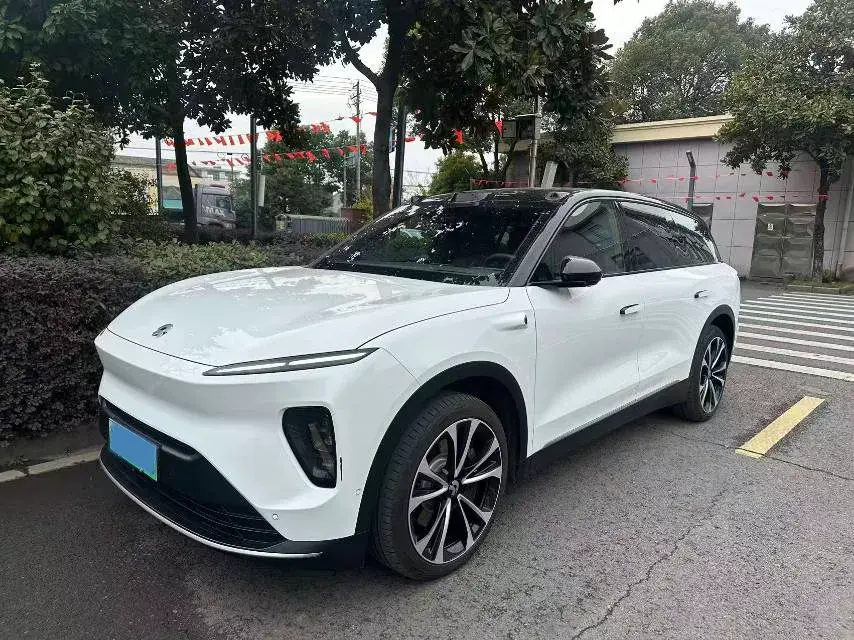 2024 NIO ES8 BEV 100KWH