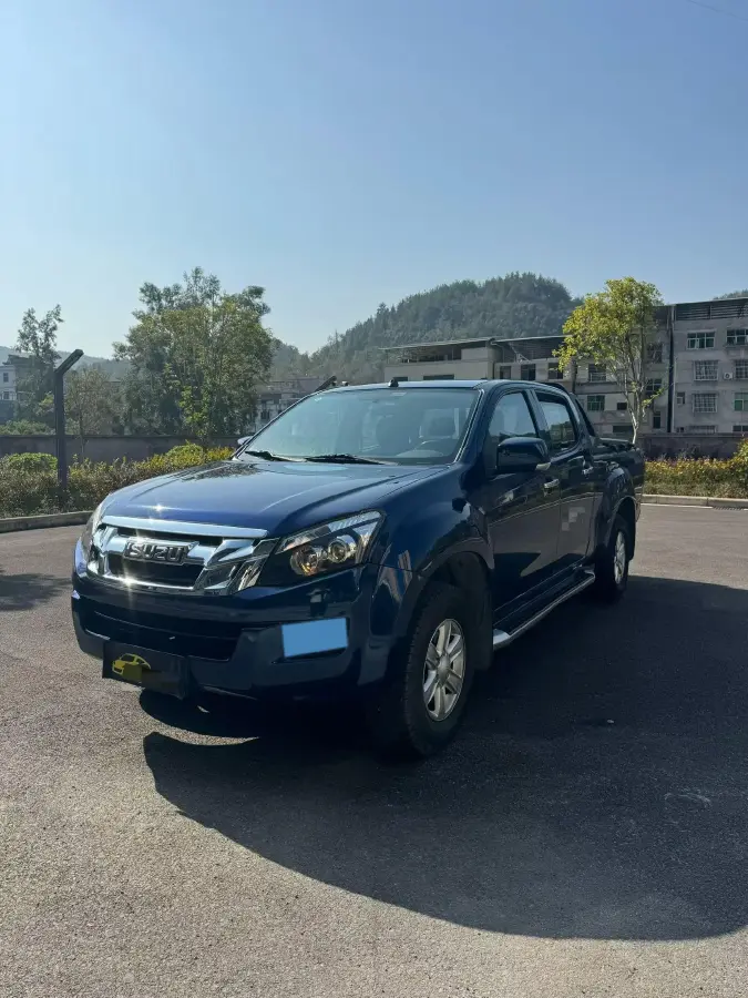 2019 Isuzu RE-MAX Jim 2.5T 129HP L4 6MT