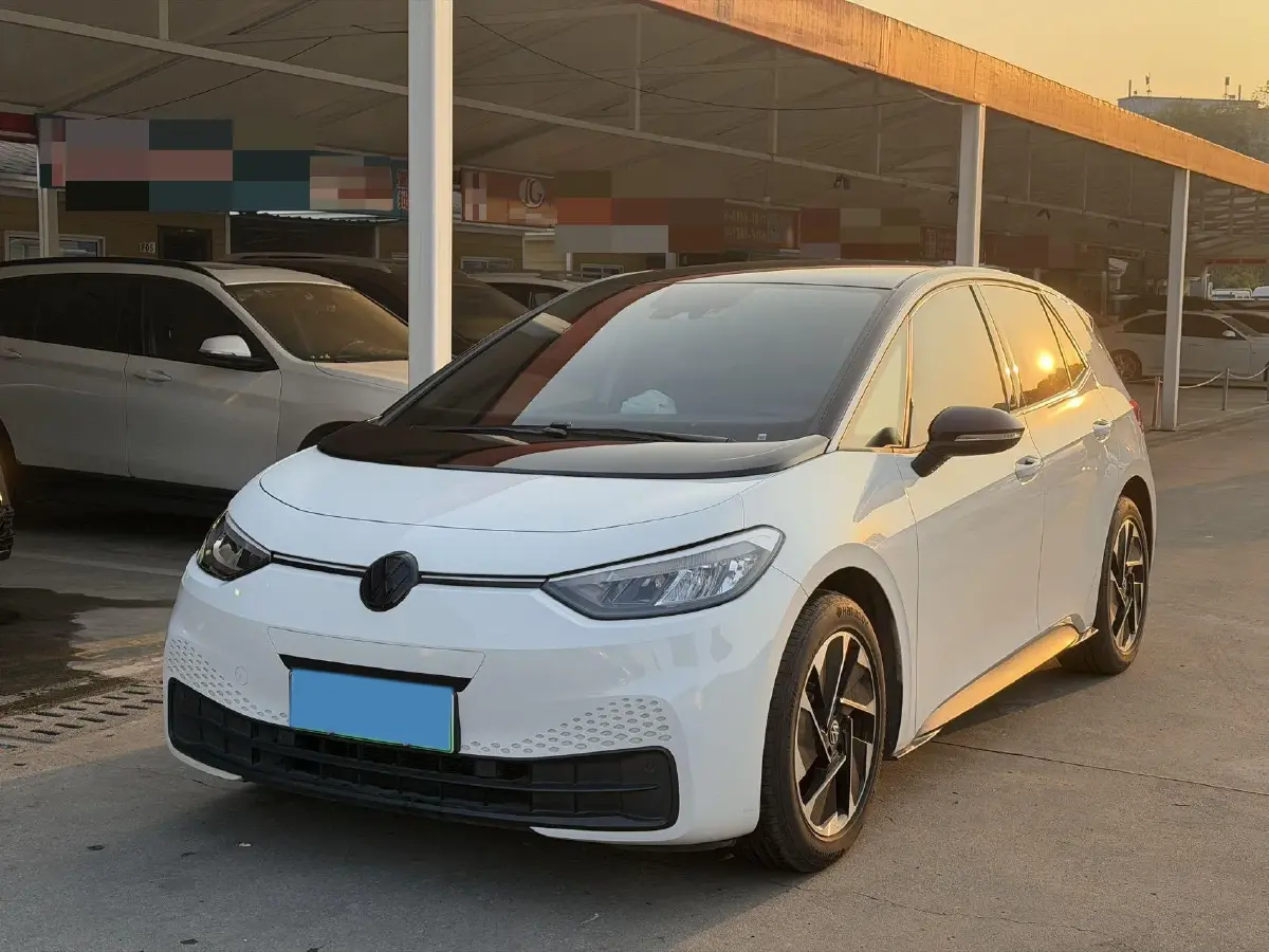 2024 Volkswagen ID.3 BEV 52.8KWH