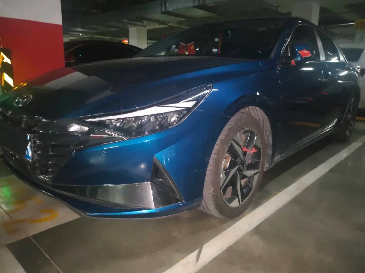 2021 Hyundai Elantra 1.5L 115HP L4 CVT