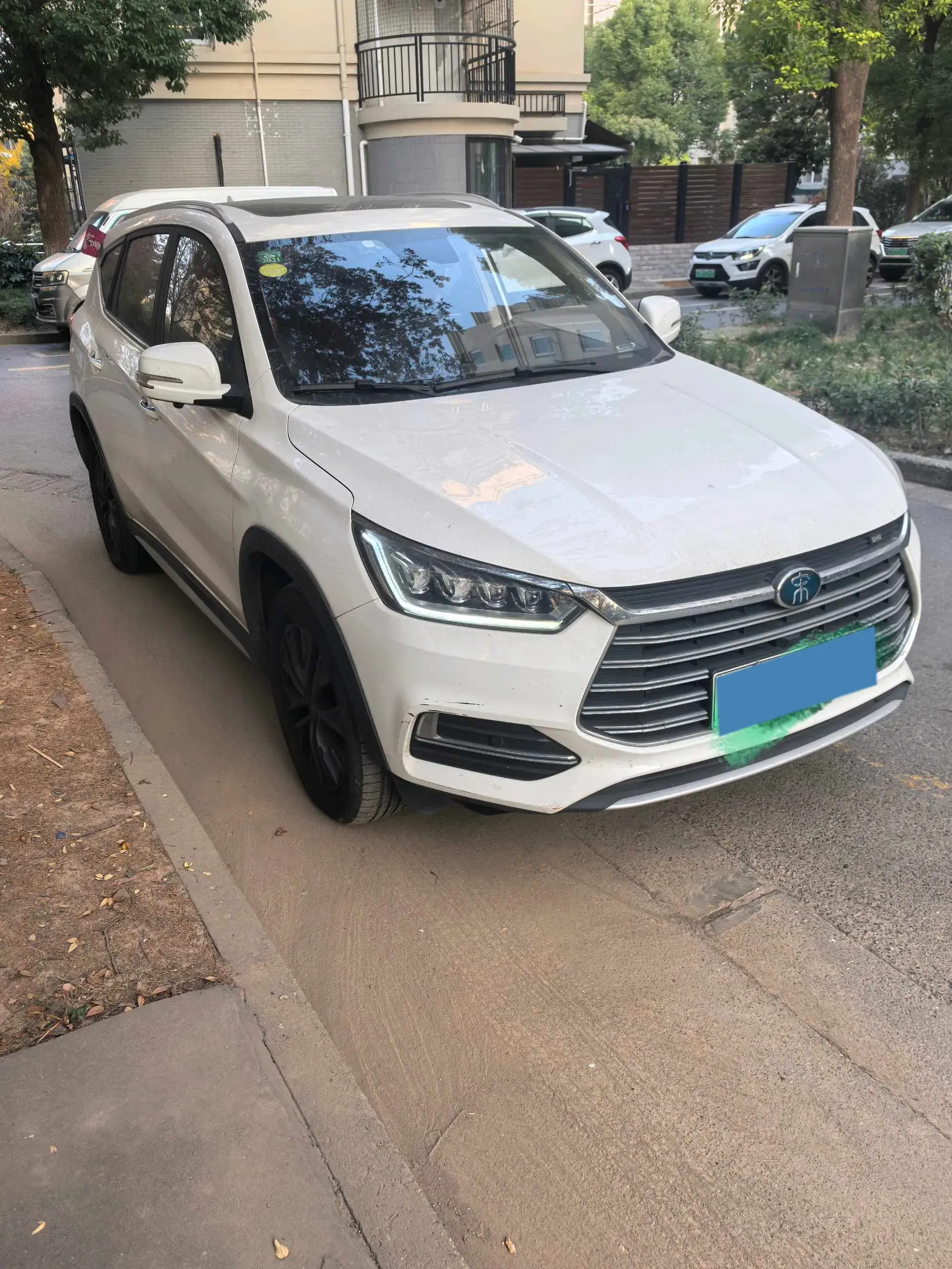 2019 BYD SONG thumbnail 3