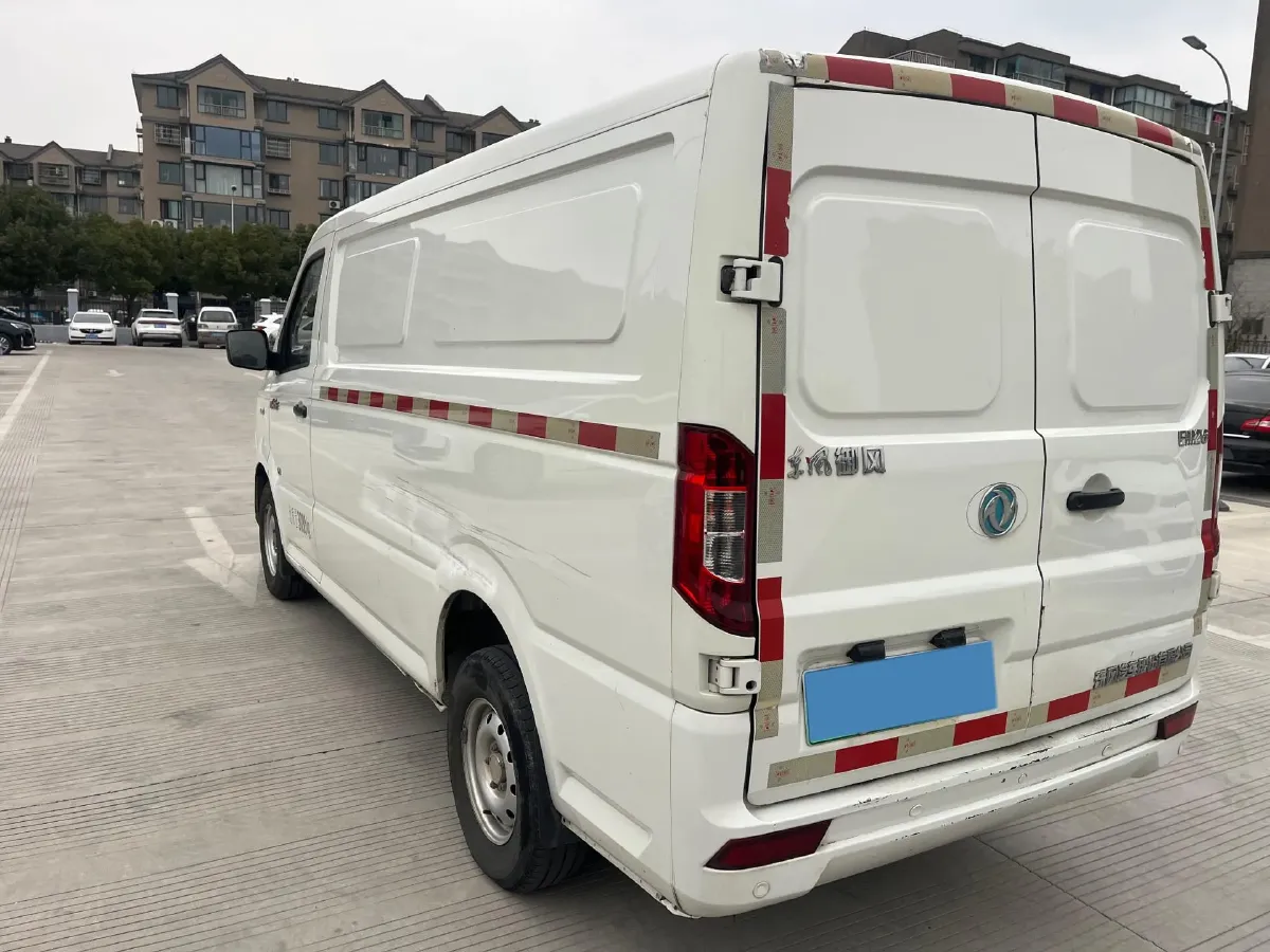 2020 MAXUS XinTu EV90 BEV 72KWH,autocango,china used car exporter,china ev exporter,chinese used car exporter,chinese used ev exporter