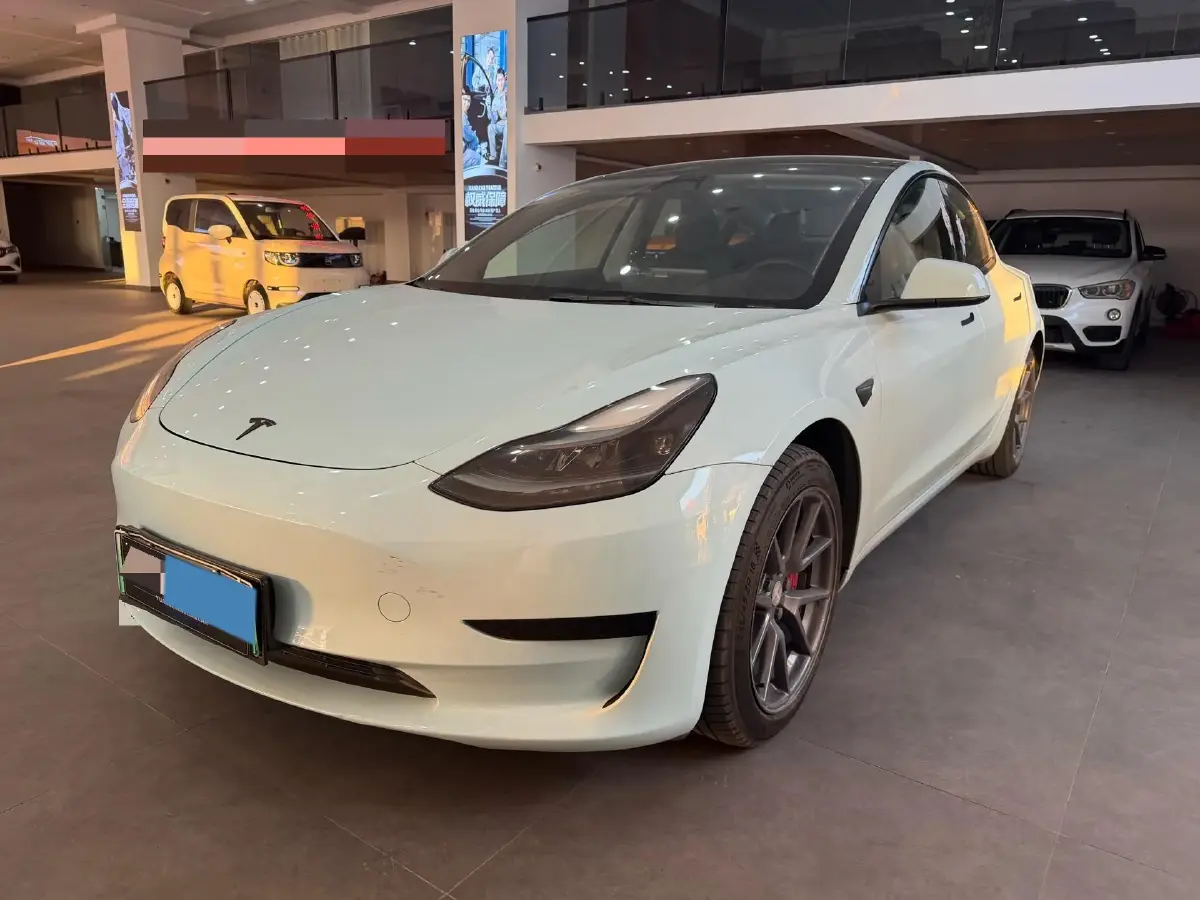 2022 Tesla Model 3 BEV 60KWH