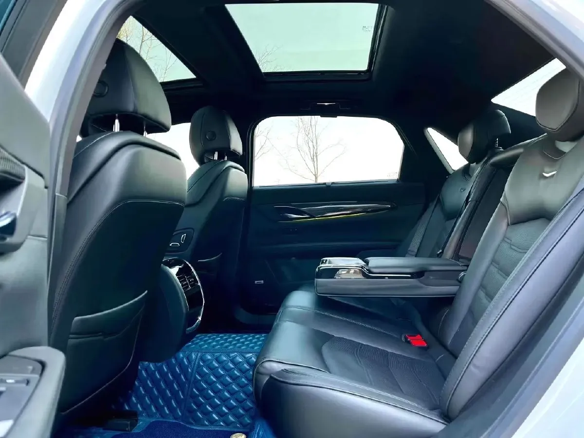 2022 Cadillac CT6 2.0T 237HP L4 10AT,autocango,china used car exporter,china ev exporter,chinese used car exporter,chinese used ev exporter