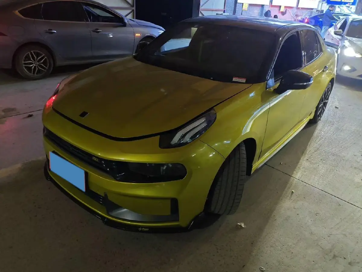 2019 LYNK&CO 03 2.0T 254HP L4 8AT