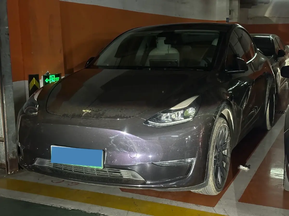 2021 Tesla Model Y BEV 60KWH