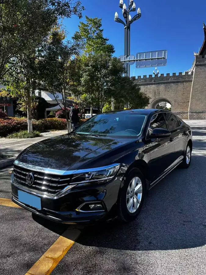 2020 Volkswagen Passat 1.4T 150HP L4 7DCT