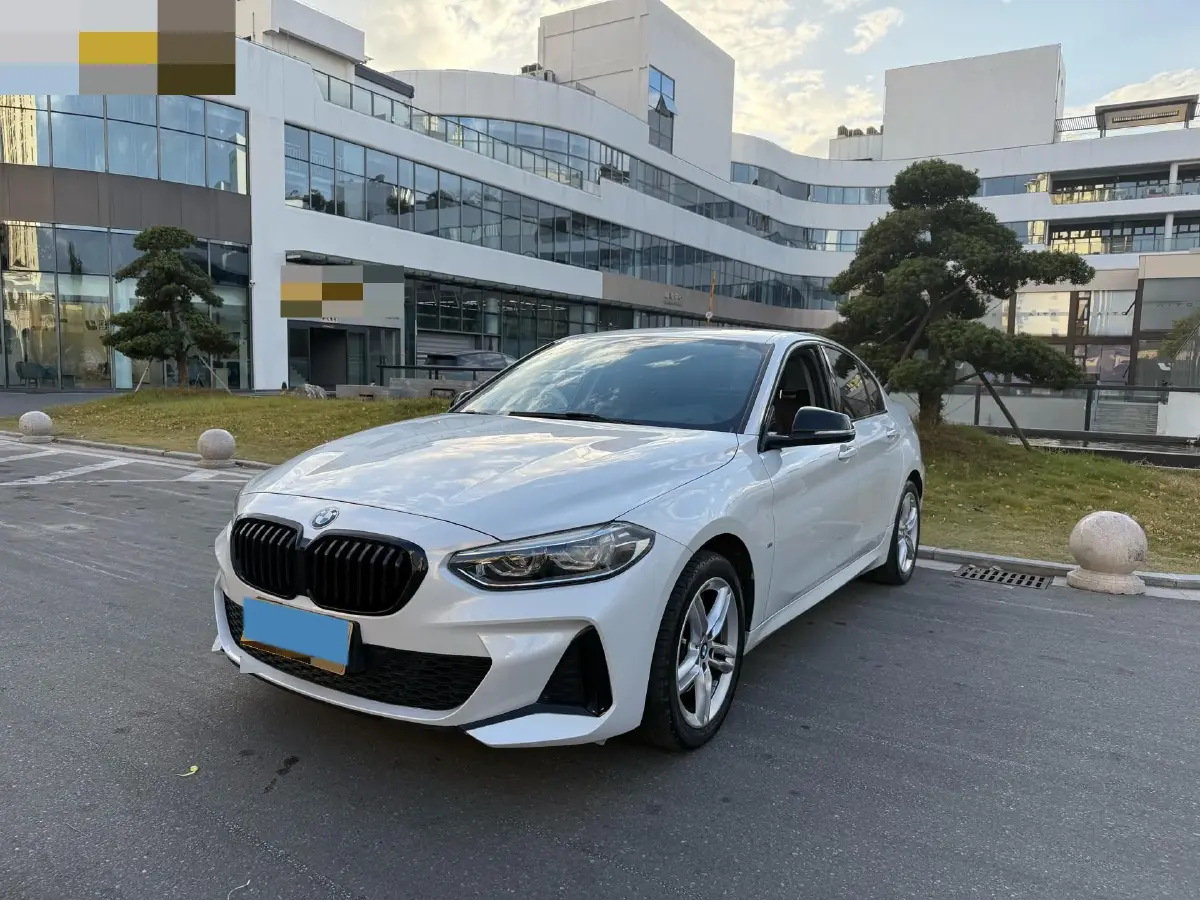 2021 BMW 1 Series 1.5T 140HP L3 7DCT