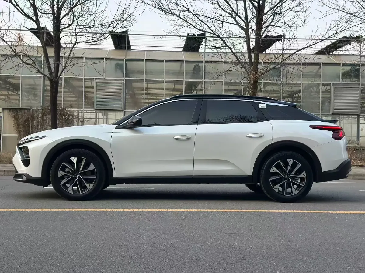 2024 Citroen C5 X 1.6T 175HP L4 8AT,autocango,china used car exporter,china ev exporter,chinese used car exporter,chinese used ev exporter