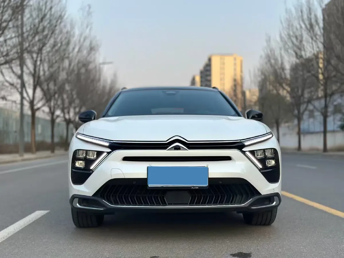 2024 Citroen C5 X 1.6T 175HP L4 8AT,autocango,china used car exporter,china ev exporter,chinese used car exporter,chinese used ev exporter