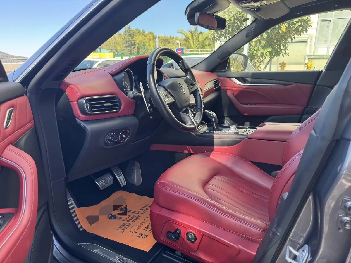 2019 Maserati Levante 3.0T 350HP V6 8AT,autocango,china used car exporter,china ev exporter,chinese used car exporter,chinese used ev exporter