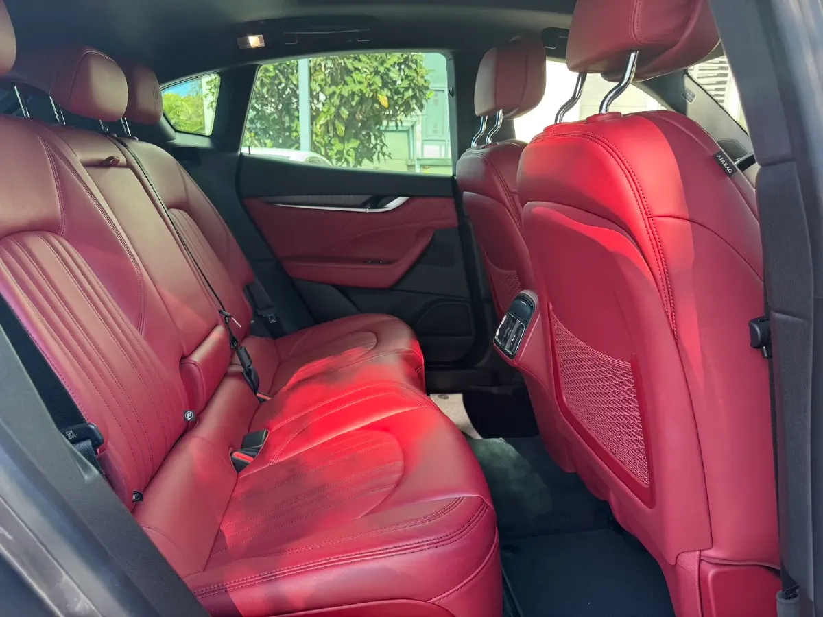 2019 Maserati Levante 3.0T 350HP V6 8AT,autocango,china used car exporter,china ev exporter,chinese used car exporter,chinese used ev exporter