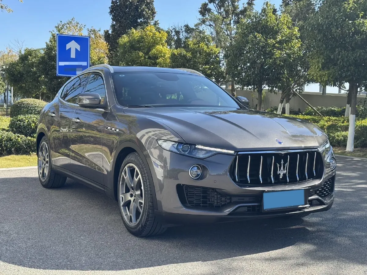 2019 Maserati Levante 3.0T 350HP V6 8AT,autocango,china used car exporter,china ev exporter,chinese used car exporter,chinese used ev exporter