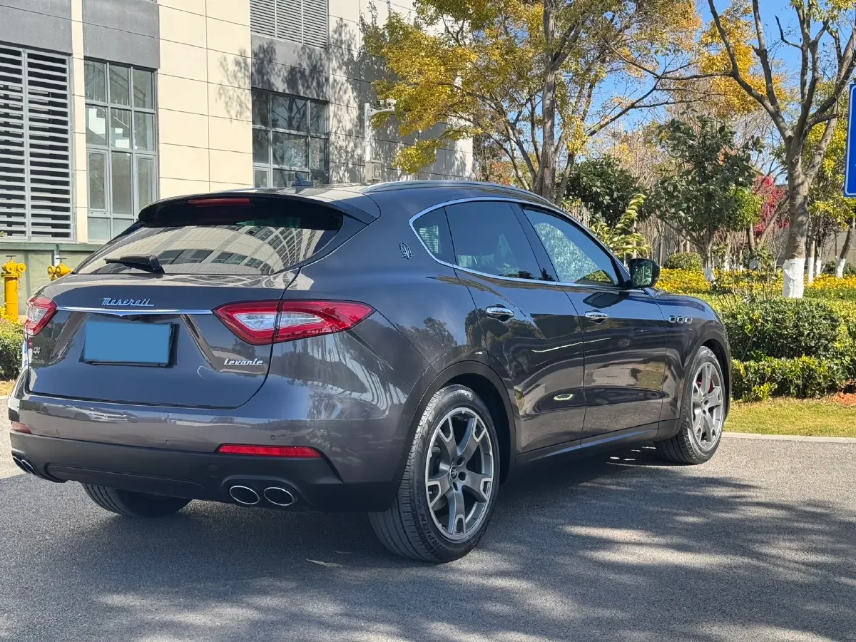 2019 Maserati Levante 3.0T 350HP V6 8AT,autocango,china used car exporter,china ev exporter,chinese used car exporter,chinese used ev exporter
