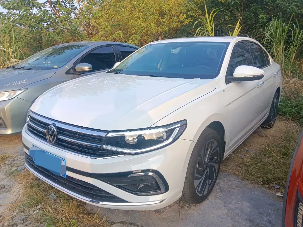 2025 Volkswagen Bora 1.5T 160HP L4 7DCT