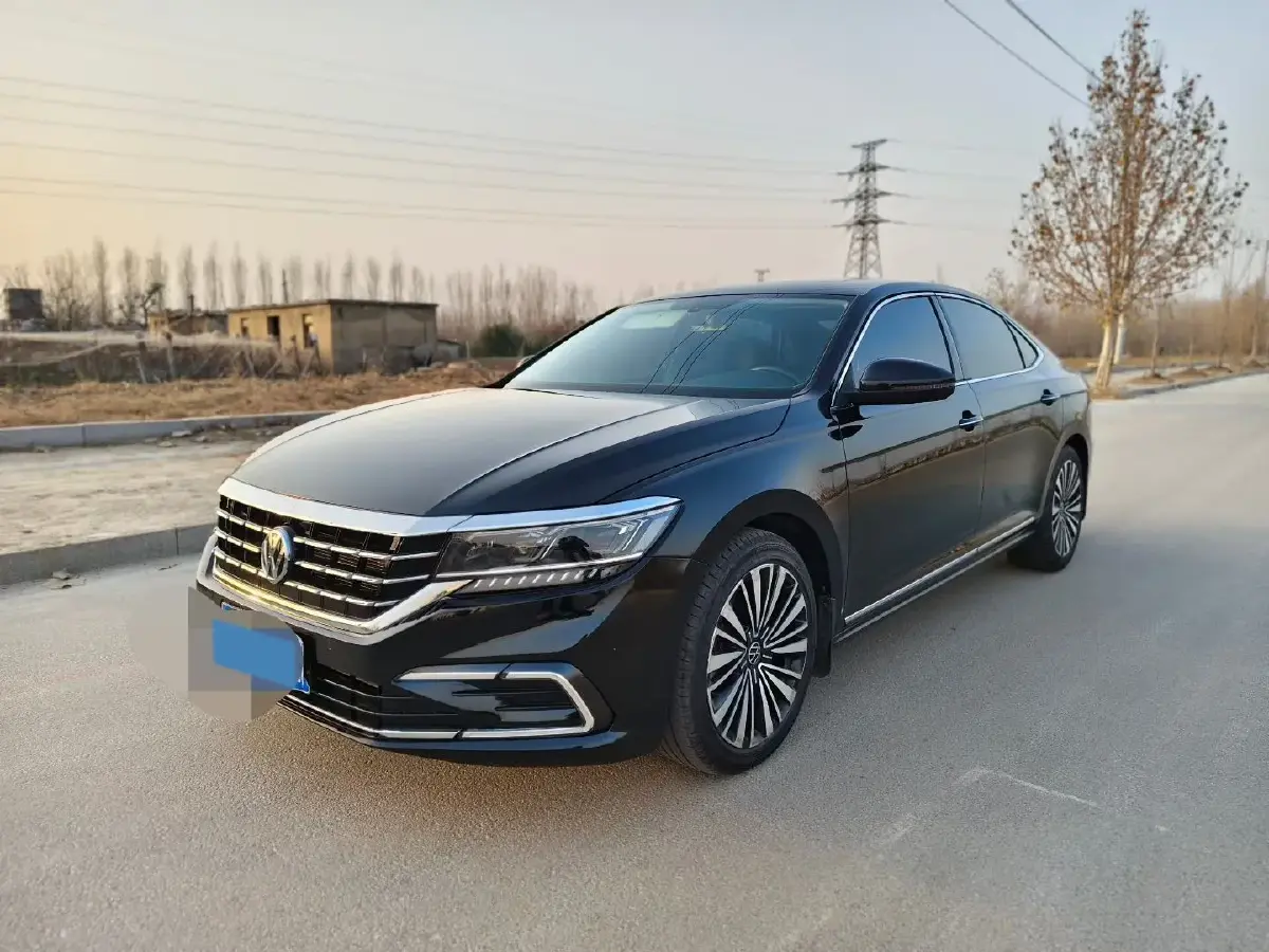 2021 Volkswagen Passat 2.0T 186HP L4 7DCT