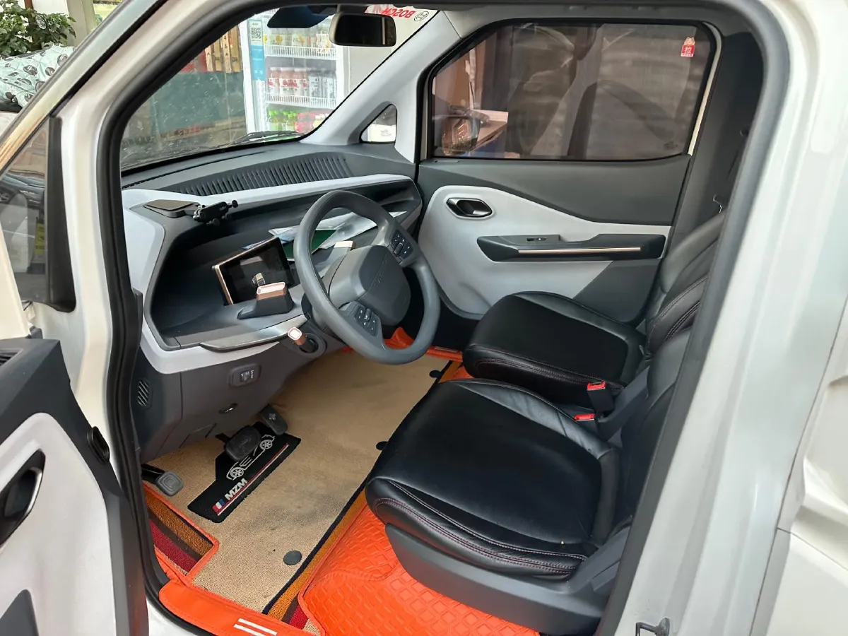 2020 BaoJun E200 BEV 28KWH,autocango,china used car exporter,china ev exporter,chinese used car exporter,chinese used ev exporter