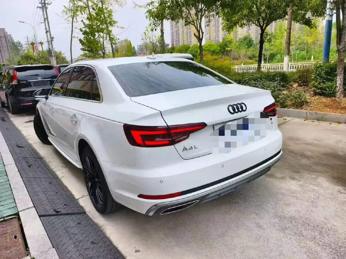 2019 Audi A4L 2.0T 190HP L4 7DCT,autocango,china used car exporter,china ev exporter,chinese used car exporter,chinese used ev exporter