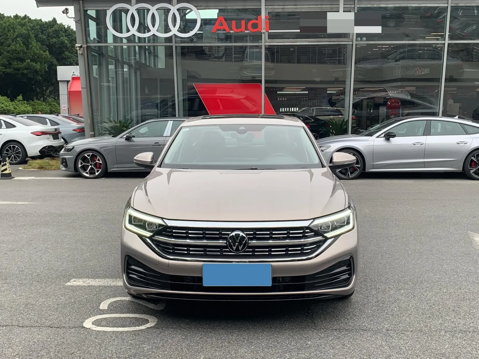 2023 VOLKSWAGEN SAGITAR thumbnail 2