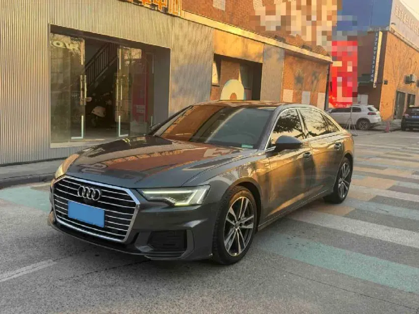 2021 Audi A6L 2.0T 190HP L4 7DCT